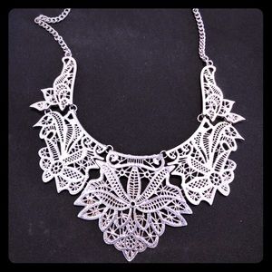 Fashion statement necklace